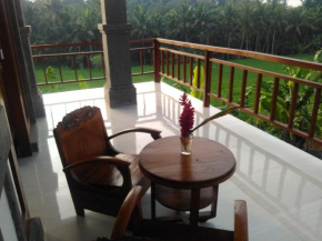  Jempiring Guest House  Убуд